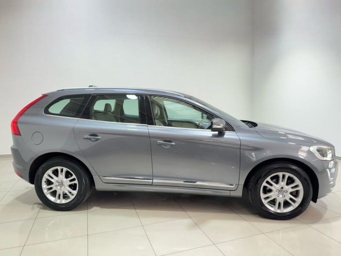 2025 Volvo Xc60
