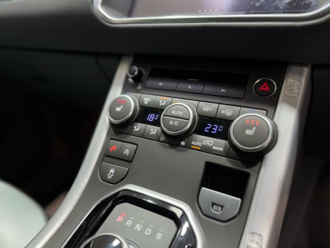 2025 Land Rover Range Rover Evoque