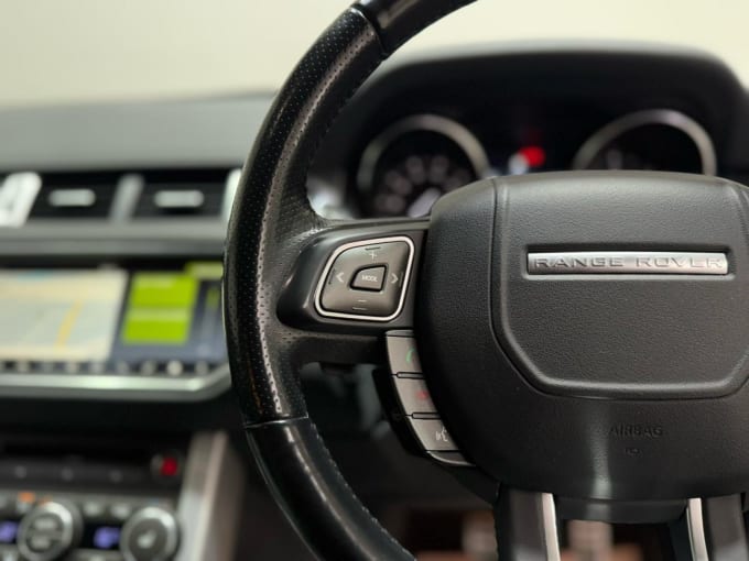2025 Land Rover Range Rover Evoque