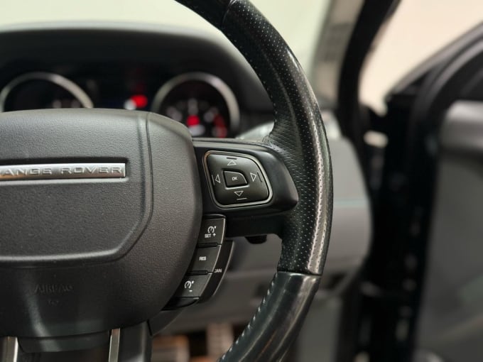 2025 Land Rover Range Rover Evoque