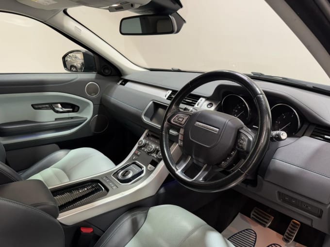 2025 Land Rover Range Rover Evoque