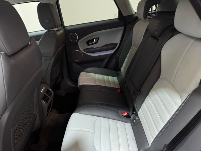2025 Land Rover Range Rover Evoque
