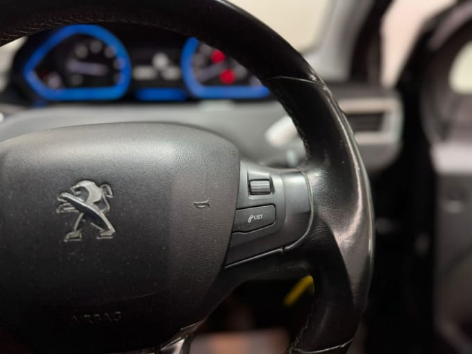2025 Peugeot 2008