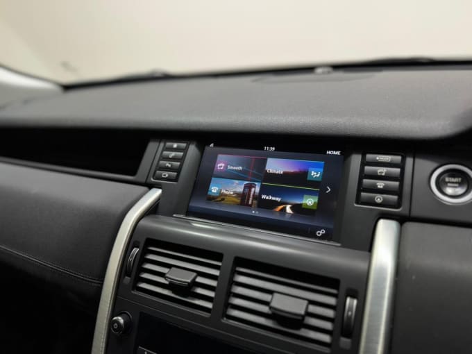 2025 Land Rover Discovery Sport