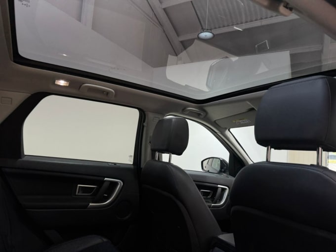2025 Land Rover Discovery Sport