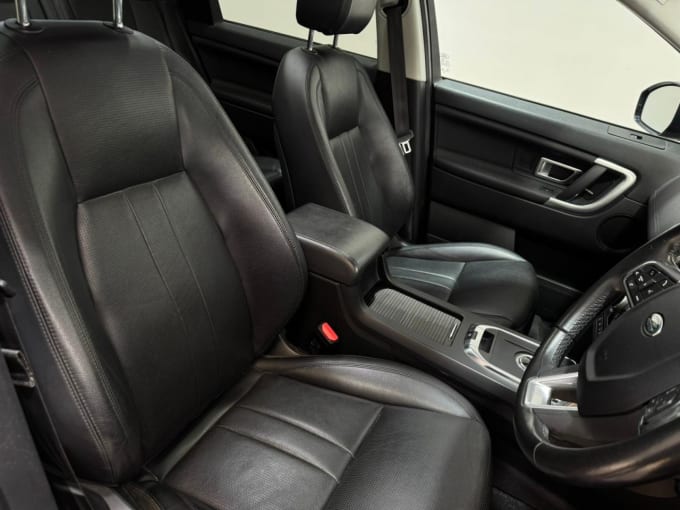 2025 Land Rover Discovery Sport
