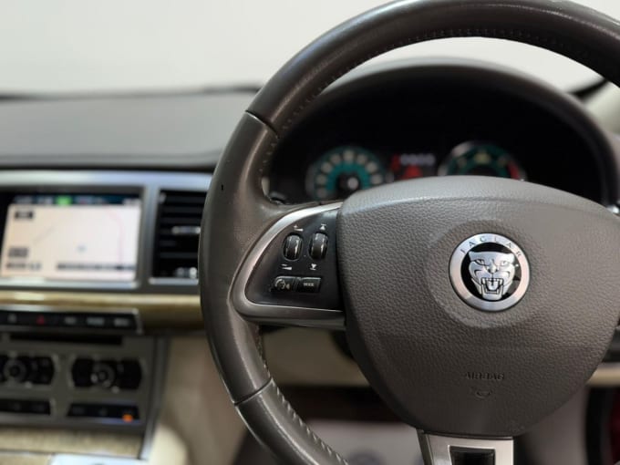 2025 Jaguar Xf