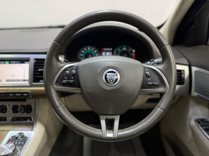 2025 Jaguar Xf