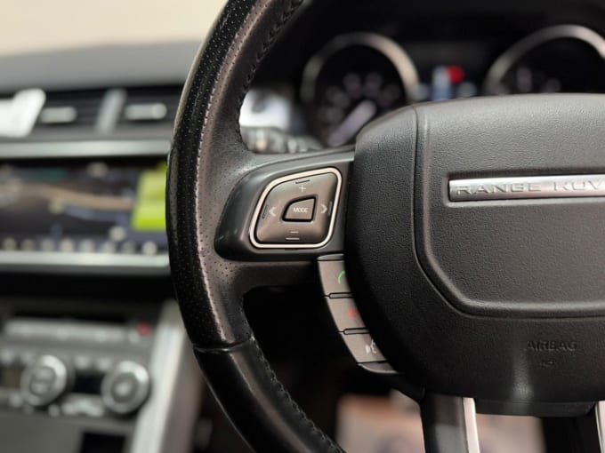 2025 Land Rover Range Rover Evoque