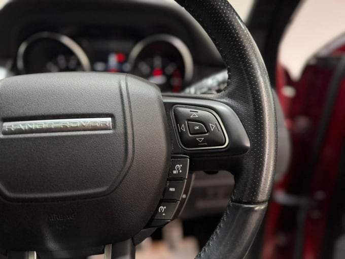 2025 Land Rover Range Rover Evoque