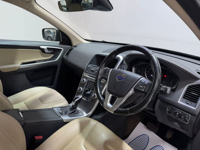2025 Volvo Xc60