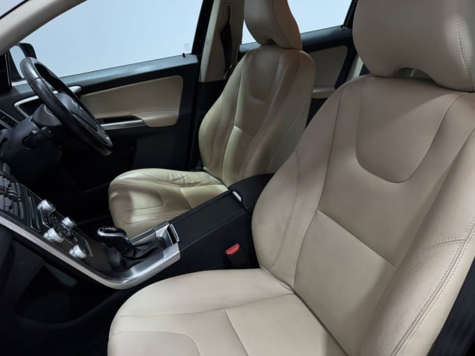2025 Volvo Xc60