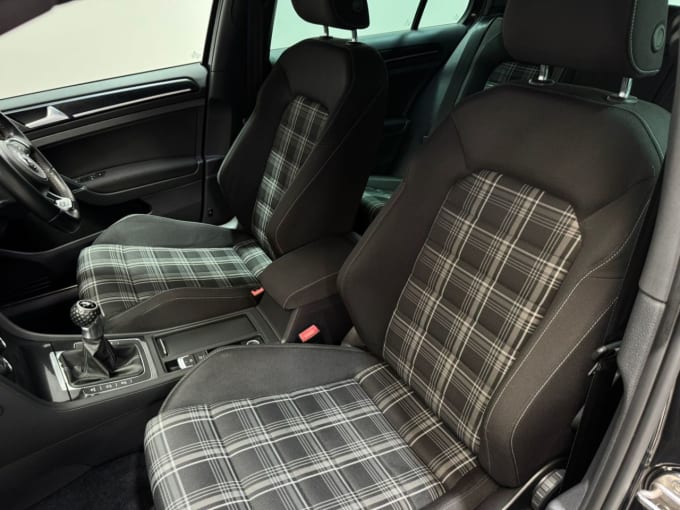 2025 Volkswagen Golf