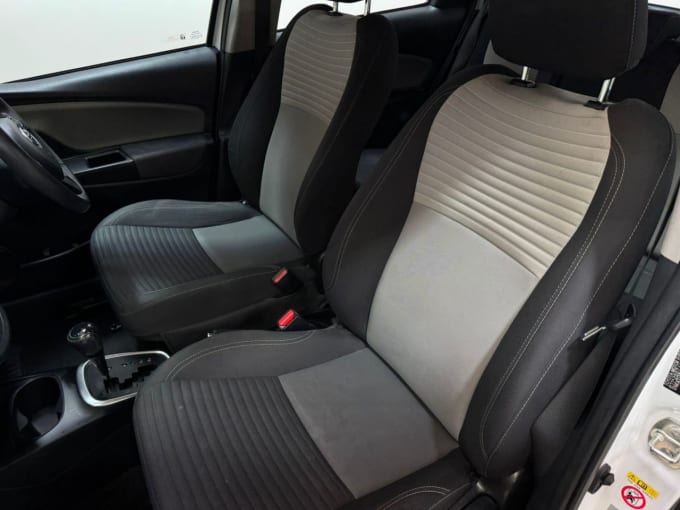 2025 Toyota Yaris