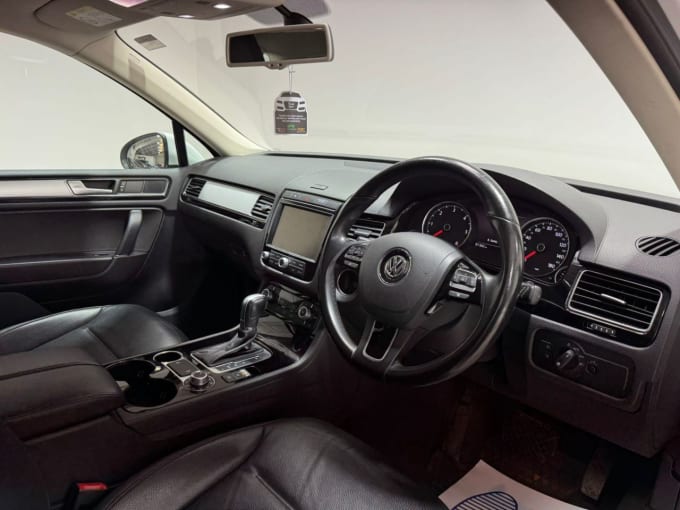 2025 Volkswagen Touareg