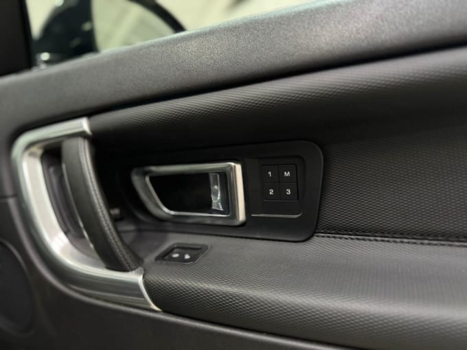 2025 Land Rover Discovery Sport