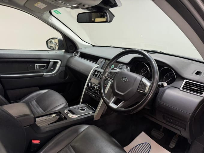 2025 Land Rover Discovery Sport
