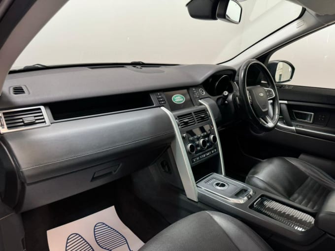 2025 Land Rover Discovery Sport