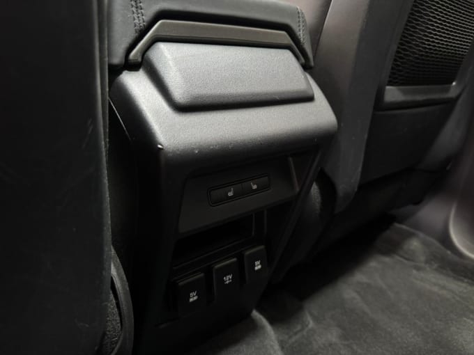 2025 Land Rover Discovery Sport