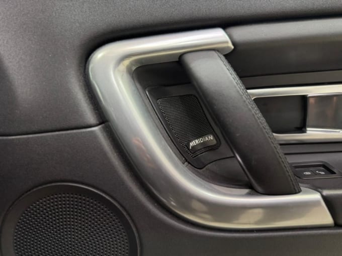 2025 Land Rover Discovery Sport