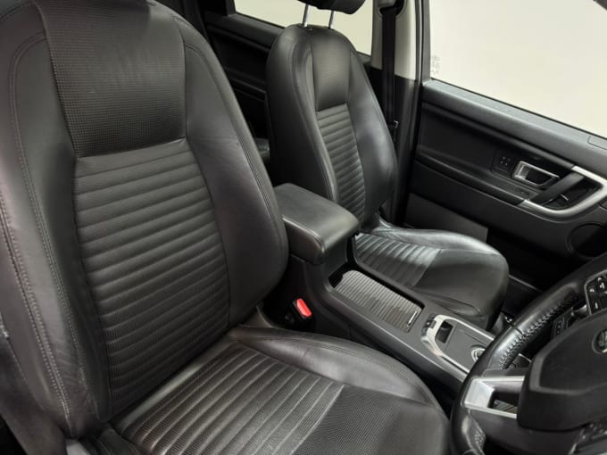 2025 Land Rover Discovery Sport