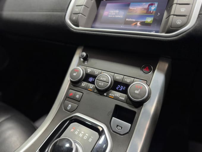 2025 Land Rover Range Rover Evoque
