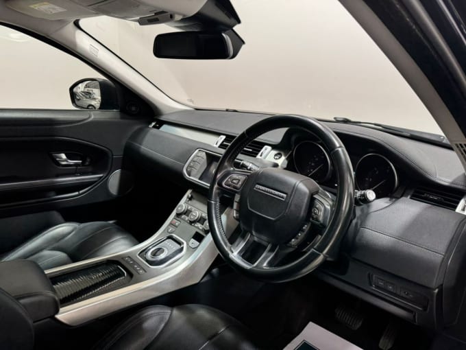 2025 Land Rover Range Rover Evoque