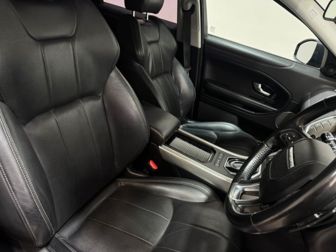 2025 Land Rover Range Rover Evoque