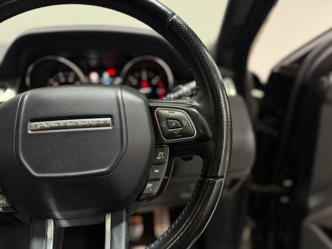 2025 Land Rover Range Rover Evoque