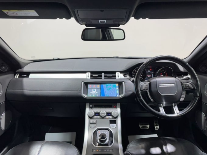 2025 Land Rover Range Rover Evoque