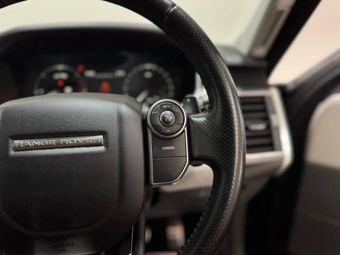 2025 Land Rover Range Rover Sport