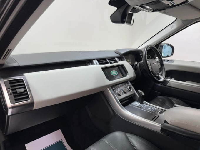 2025 Land Rover Range Rover Sport