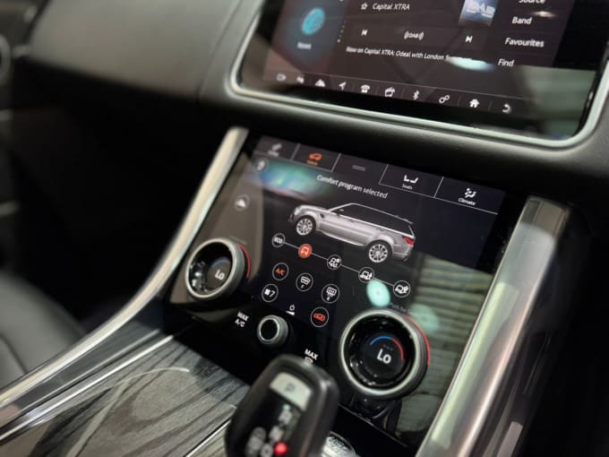 2025 Land Rover Range Rover Sport