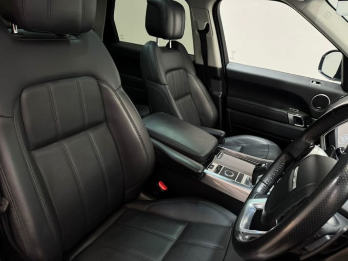 2025 Land Rover Range Rover Sport