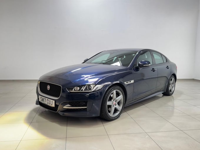 2025 Jaguar Xe