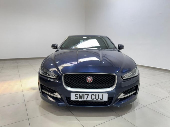 2025 Jaguar Xe