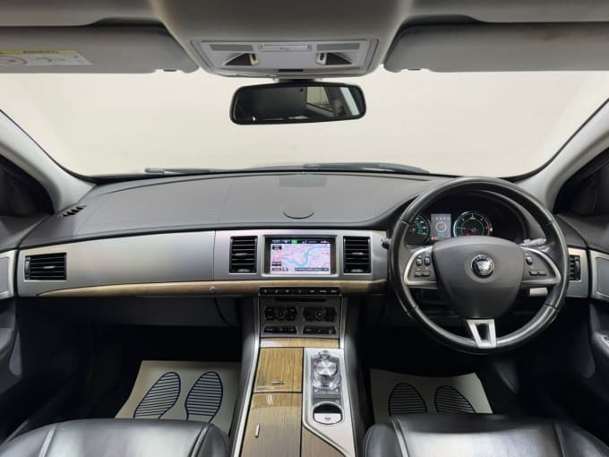 2025 Jaguar Xf