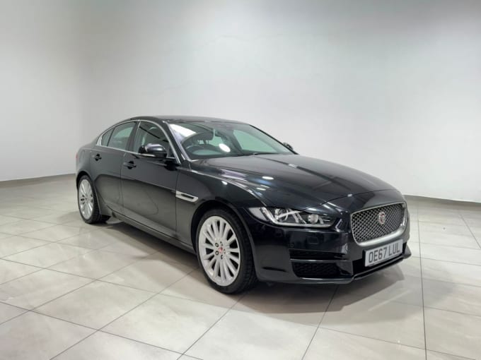 2025 Jaguar Xe