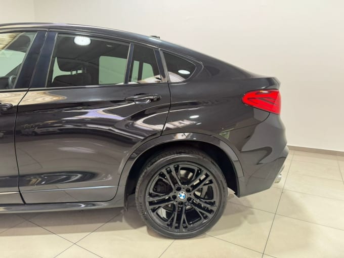 2025 BMW X4