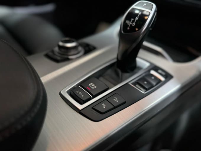 2025 BMW X4