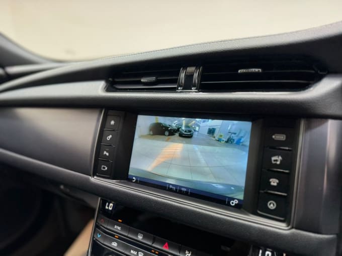 2025 Jaguar Xf