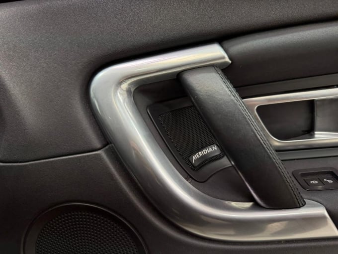 2025 Land Rover Discovery Sport