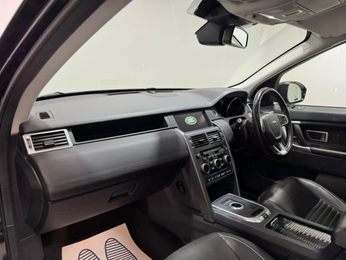 2025 Land Rover Discovery Sport