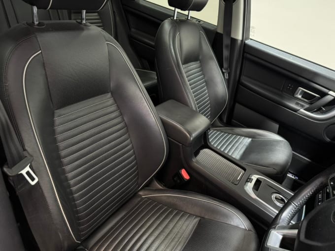 2025 Land Rover Discovery Sport
