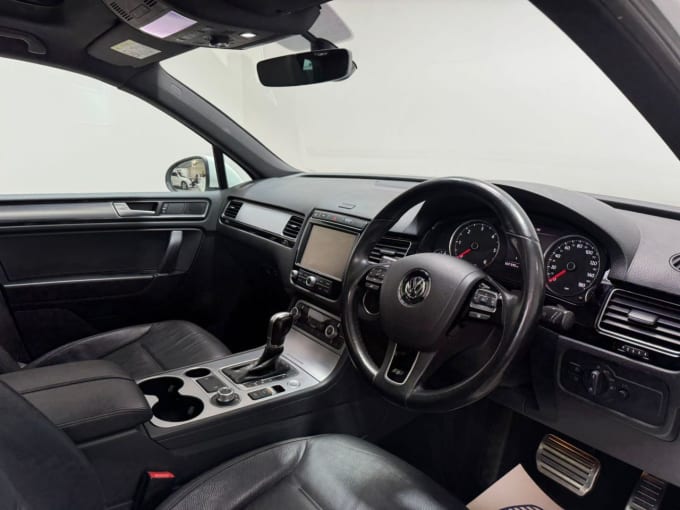 2025 Volkswagen Touareg