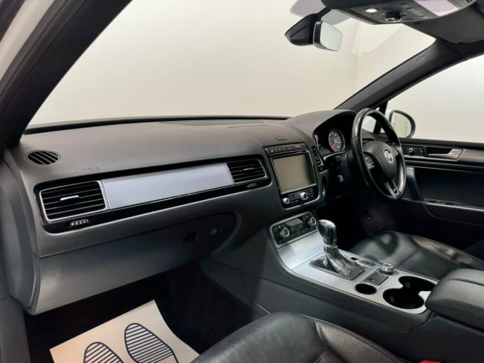 2025 Volkswagen Touareg