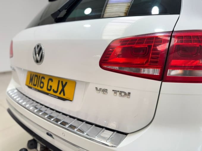 2025 Volkswagen Touareg