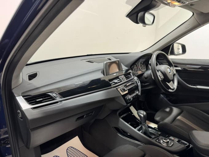 2025 BMW X1
