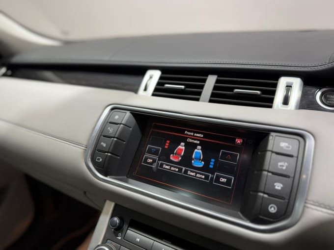 2025 Land Rover Range Rover Evoque