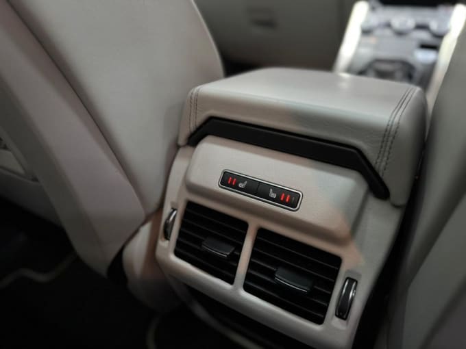 2025 Land Rover Range Rover Evoque